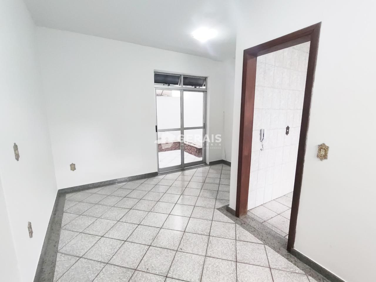 Apartamento para aluguel no CENTRO: 03- SALA