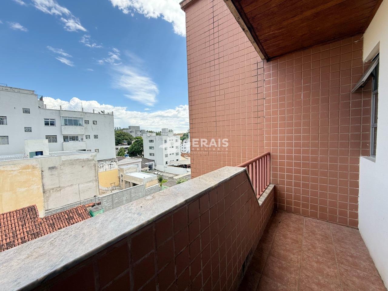 Apto Cobertura para aluguel no SIDIL: 05- SACADA