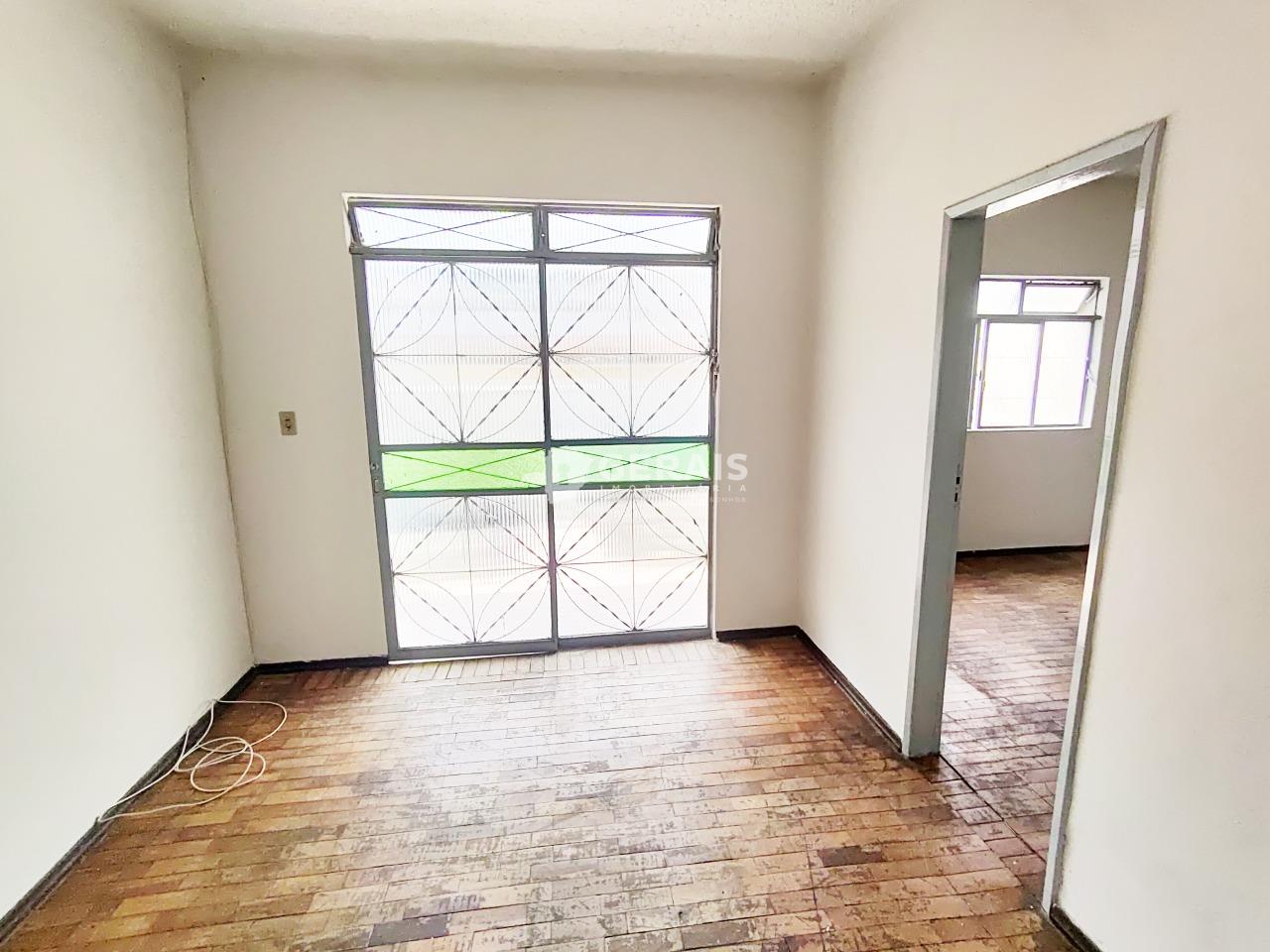 Casa para aluguel no ESPLANADA: 03- SALA