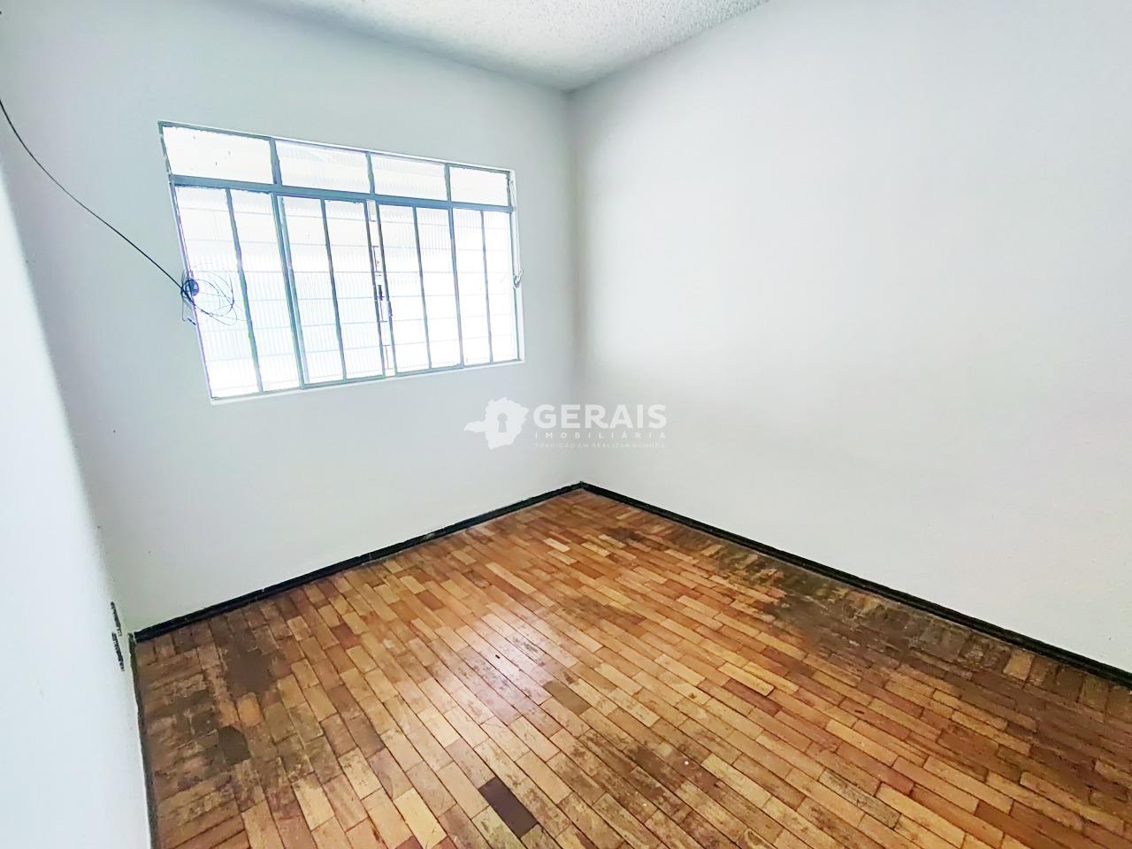 Casa para aluguel no ESPLANADA: 05- QUARTO 01
