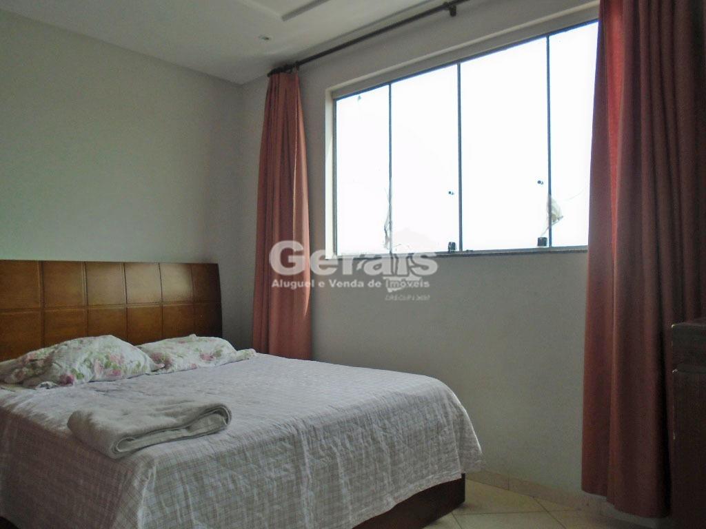 Casa à venda no PADRE EUSTAQUIO: QUARTO 04