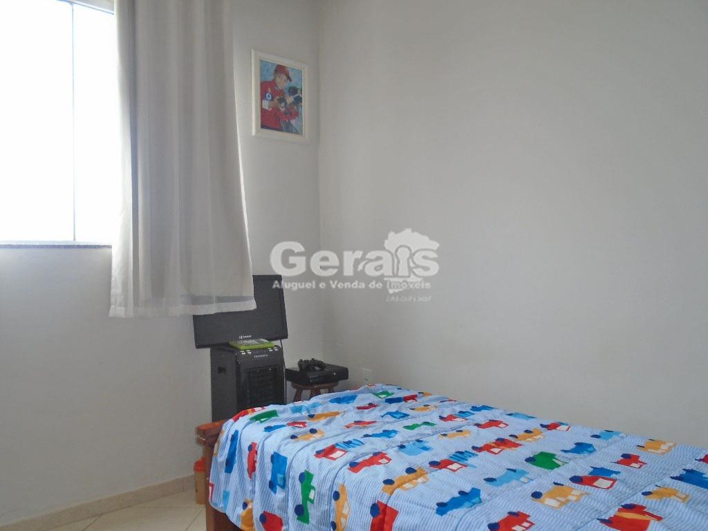 Casa à venda no PADRE EUSTAQUIO: QUARTO 02