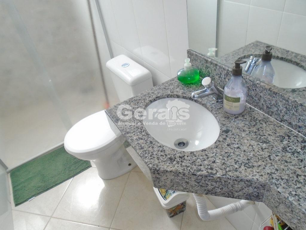 Casa à venda no PADRE EUSTAQUIO: BANHO SOCIAL