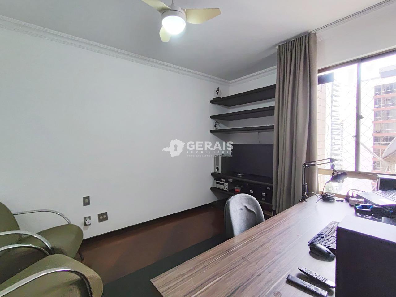 Apartamento à venda no CENTRO: 07 - QUARTO 01