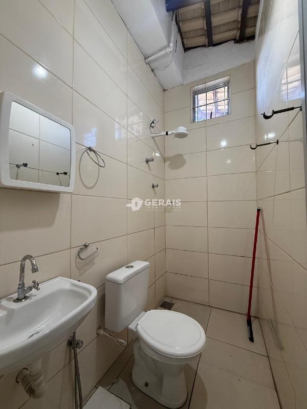 Casa à venda no NOSSAS SENHORA DAS GRAÇAS: 09 - BANHO SOCIAL 02