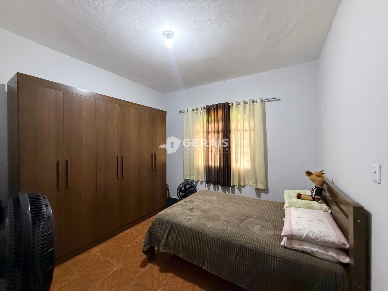 Casa à venda no NOSSAS SENHORA DAS GRAÇAS: 07 - QUARTO 02