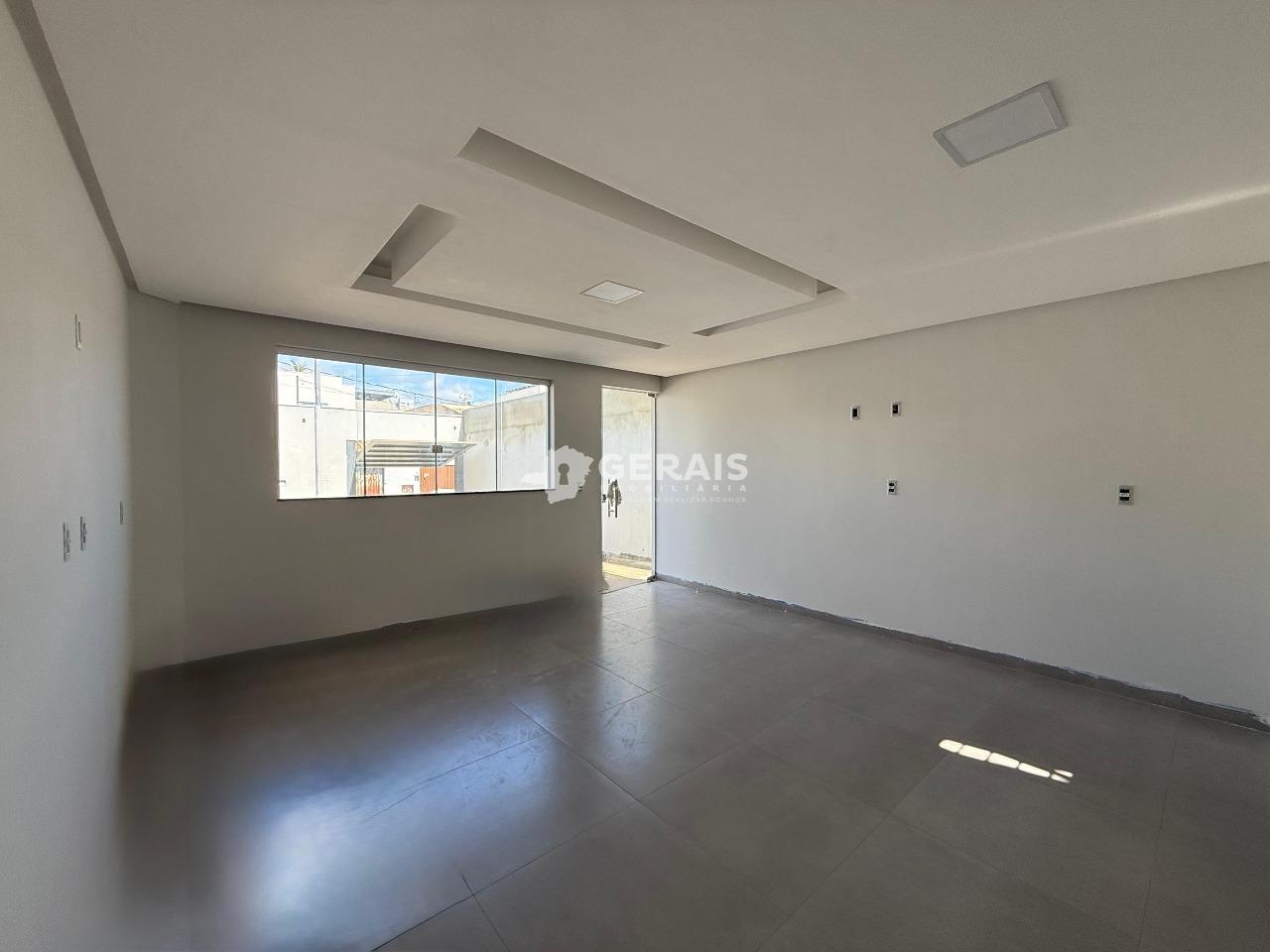 Casa à venda no SÃO ROQUE: 03- SALA