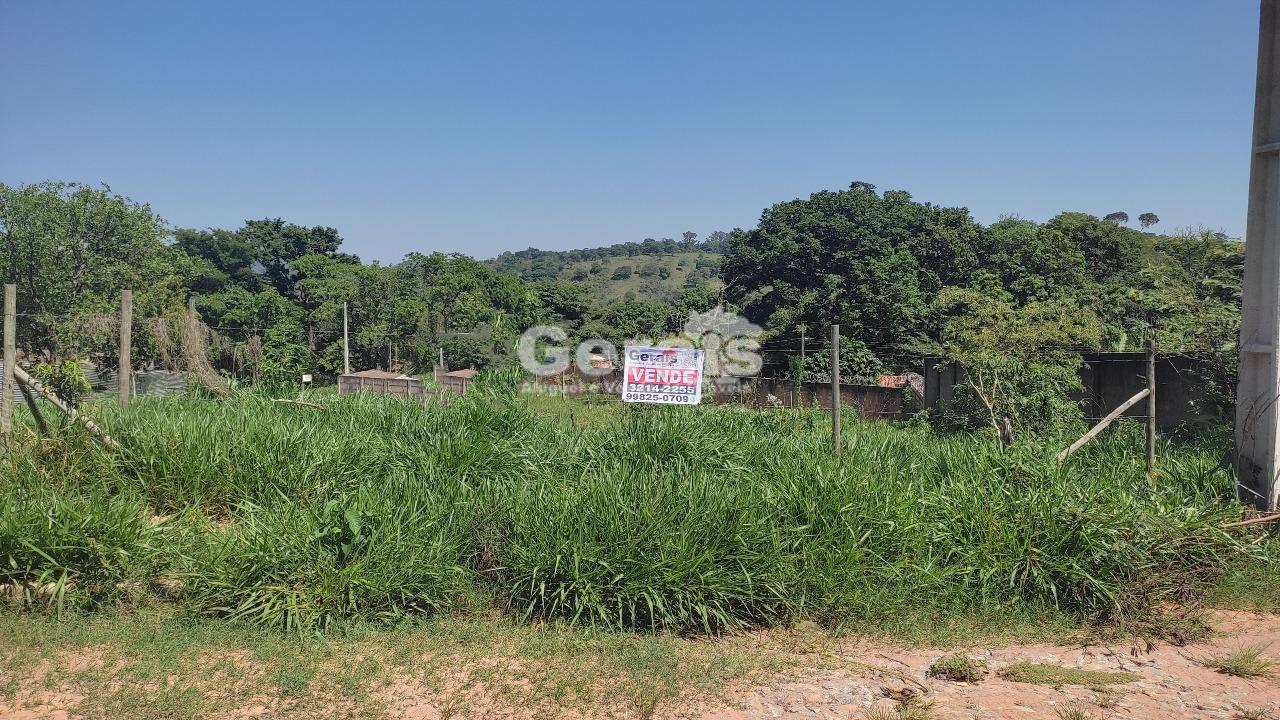 Lote à venda no SANTO ANTÔNIO DOS CAMPOS (ERMIDA): 06 - LOTE
