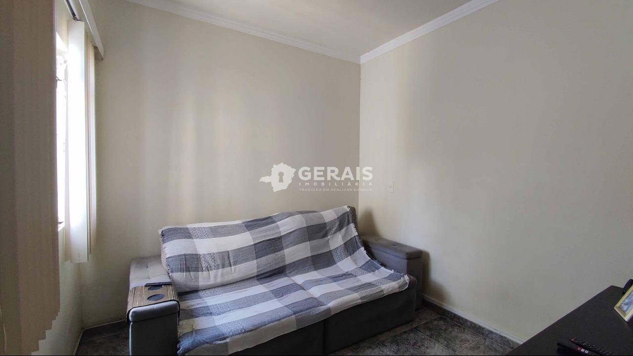 Casa à venda no SANTA ROSA: 10 - QUARTO 02