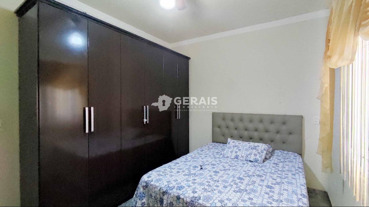 Casa à venda no SANTA ROSA: 09 - QUARTO 01