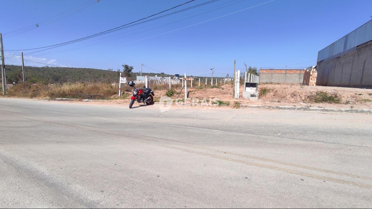 Lote à venda no RESIDENCIAL LAGOA PARK: 02 - LOTE