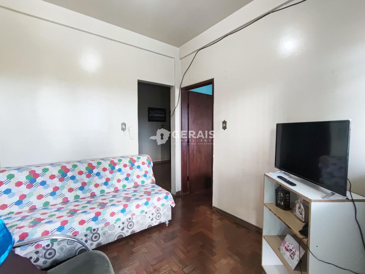 Casa à venda no MANOEL VALINHAS: 03- SALA