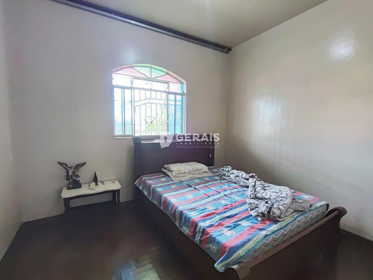 Casa à venda no MANOEL VALINHAS: 08- QUARTO 03