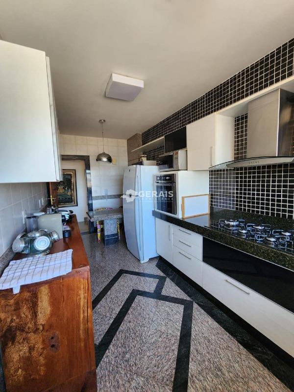 Apartamento à venda no CENTRO: 06 - COZINHA