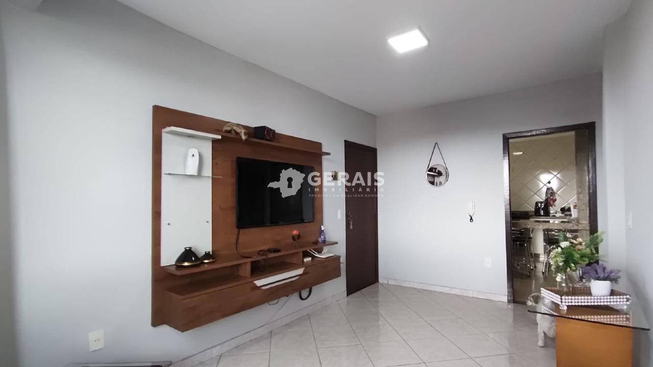 Apto Cobertura à venda no SANTO ANTÔNIO: 05- SALA 