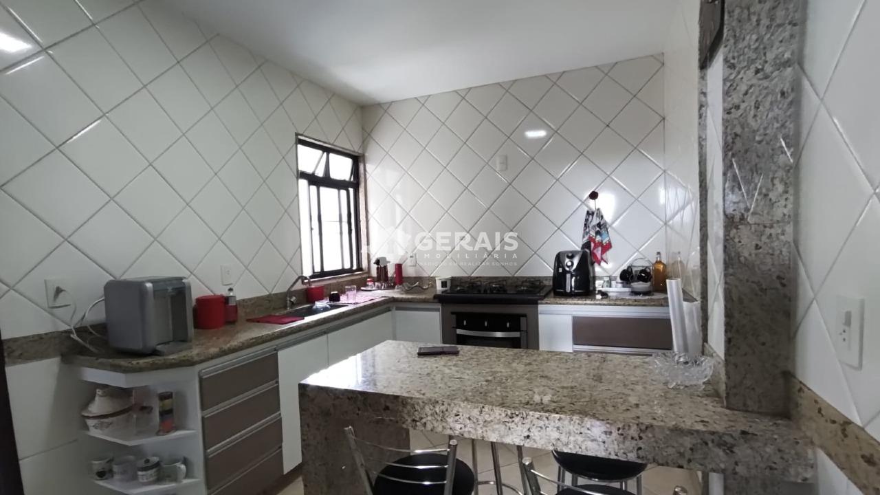 Apto Cobertura à venda no SANTO ANTÔNIO: 06- COZINHA 