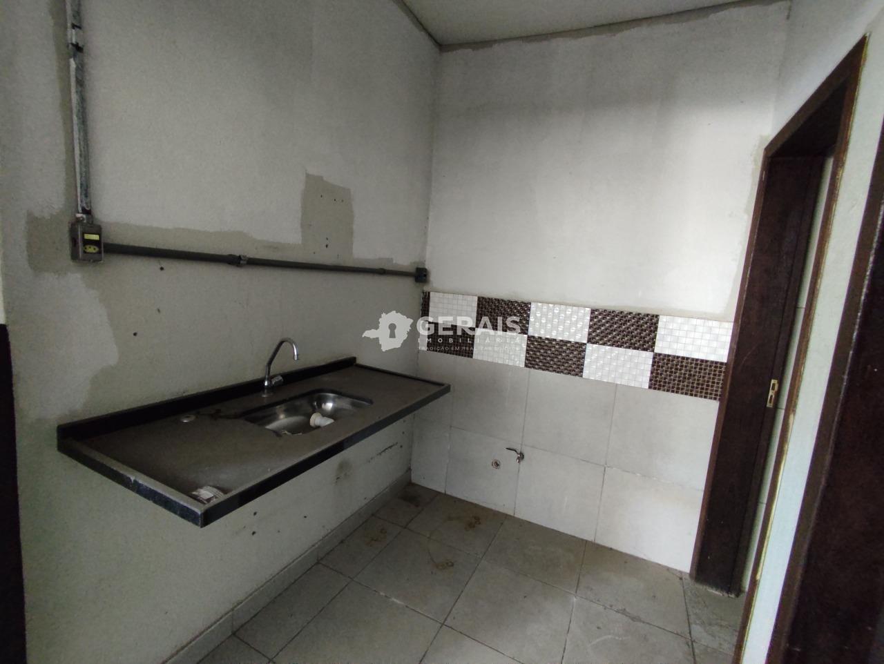 Galpão para aluguel no CENTRO: 08- COZINHA