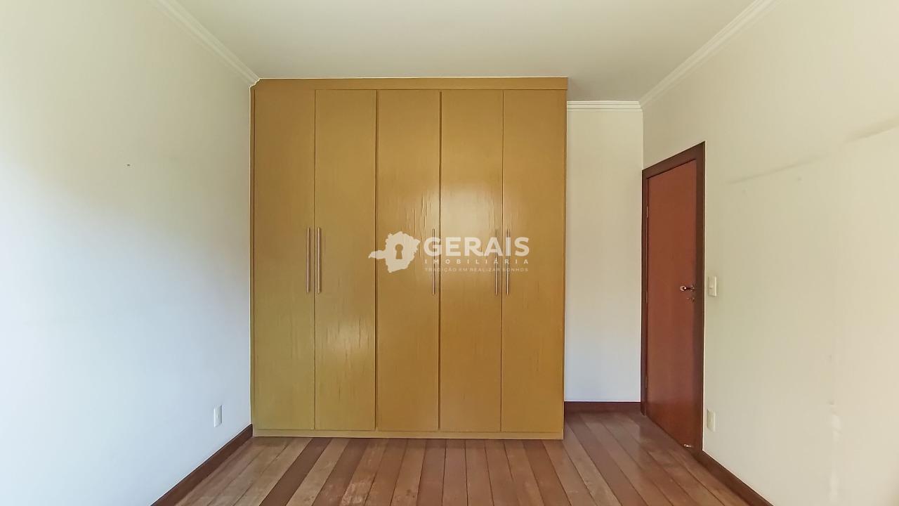 Casa para aluguel no CENTRO: 09 - QUARTO 01