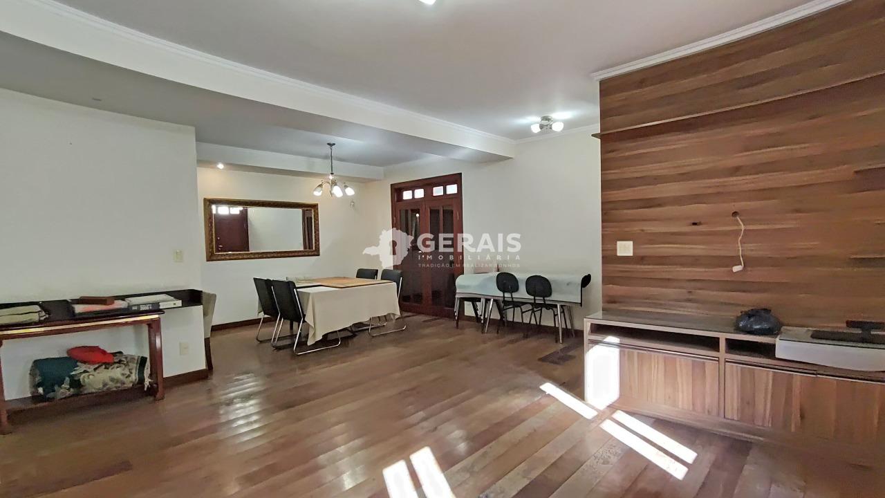 Casa para aluguel no CENTRO: 05 - SALA