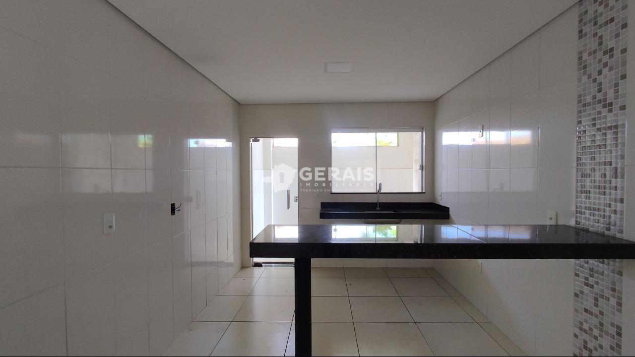 Sobrado à venda no CIDADE NOVA: 05 - COZINHA