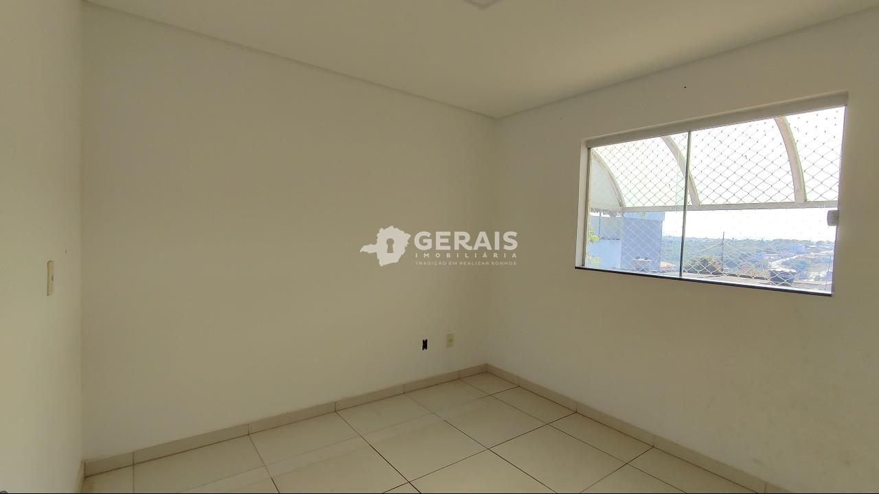 Sobrado à venda no CIDADE NOVA: 07 - QUARTO 02