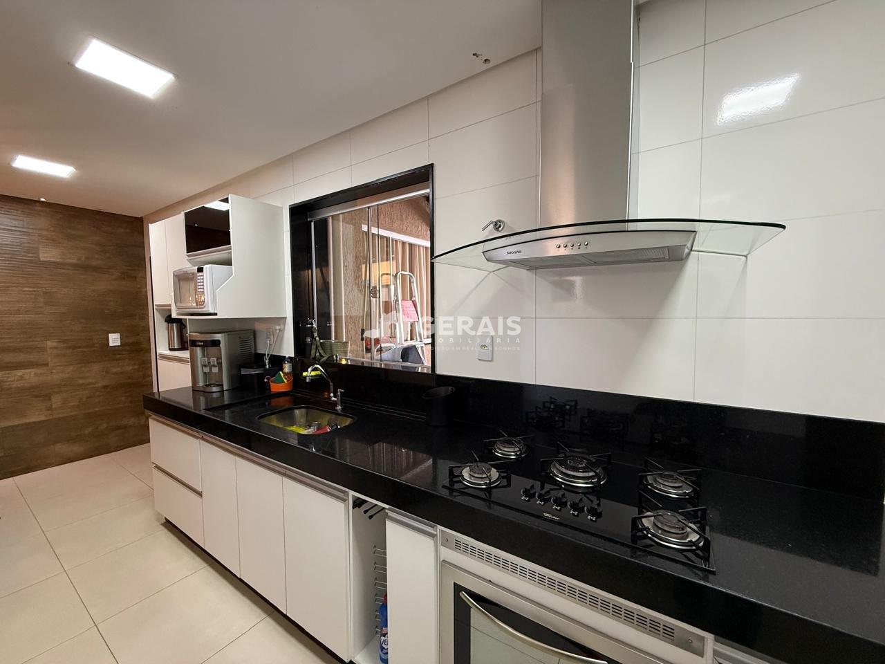 Apartamento à venda no PORTO VELHO: 07 - COZINHA