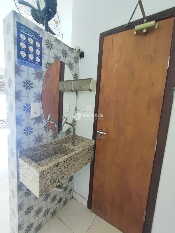 Loja para aluguel no BOM PASTOR: 08 - LAVABO