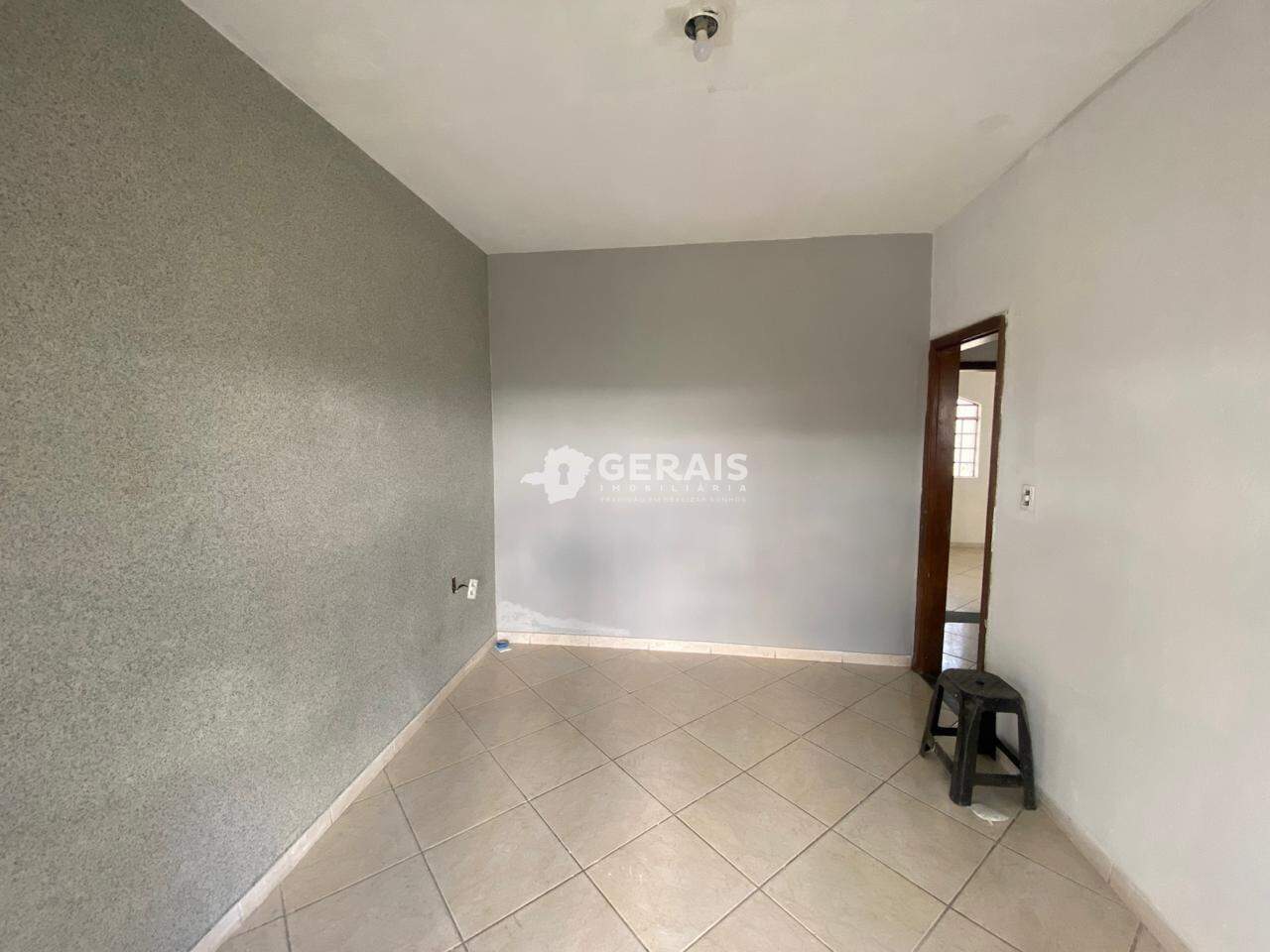 Casa à venda no GERALDO PEREIRA: 03- SALA