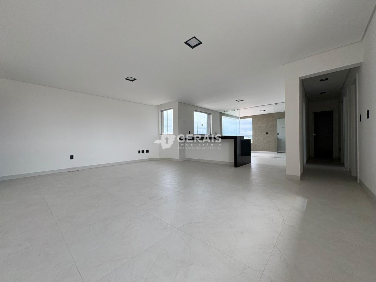 Apartamento para aluguel no CENTRO: 03 - SALA