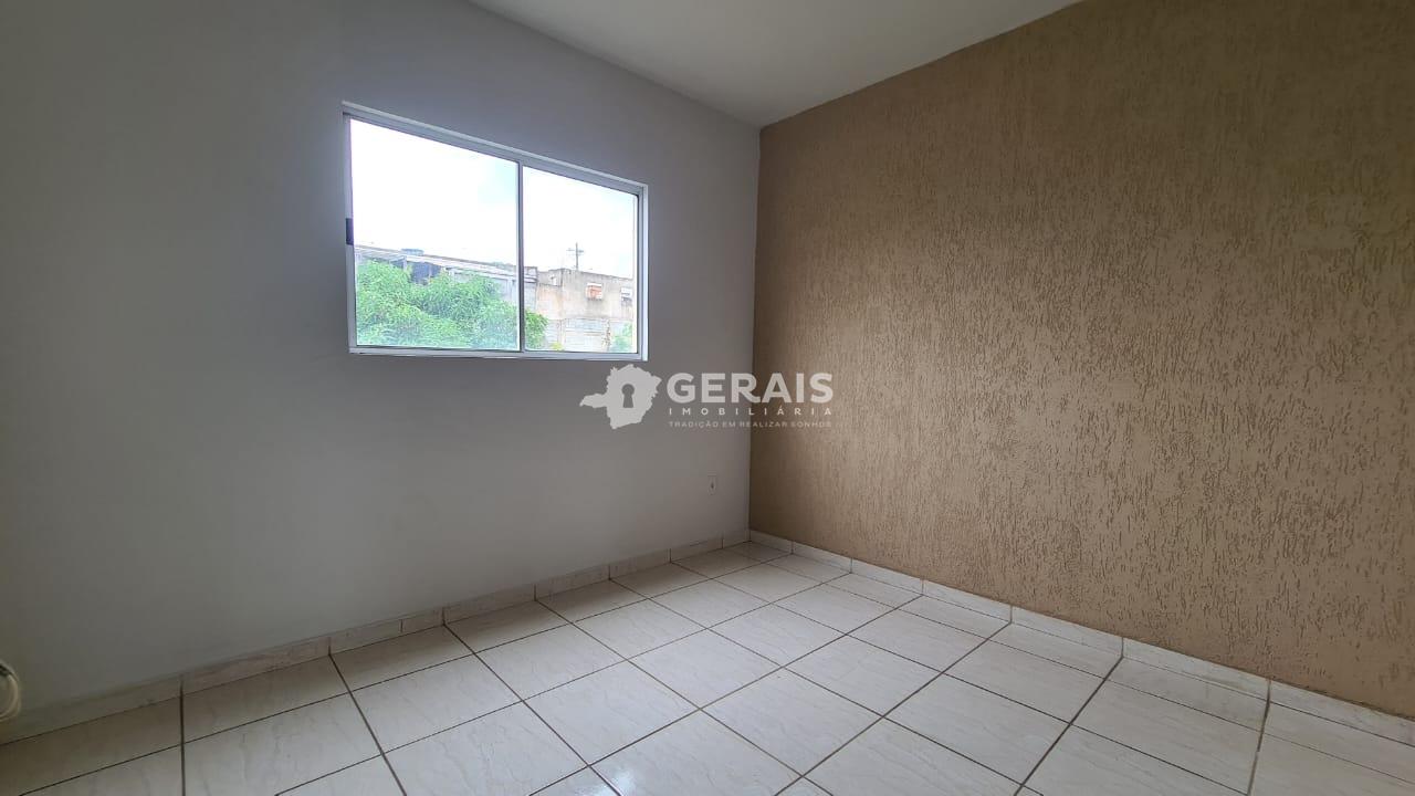 Casa para aluguel no COSTA AZUL: 07 - QUARTO 02