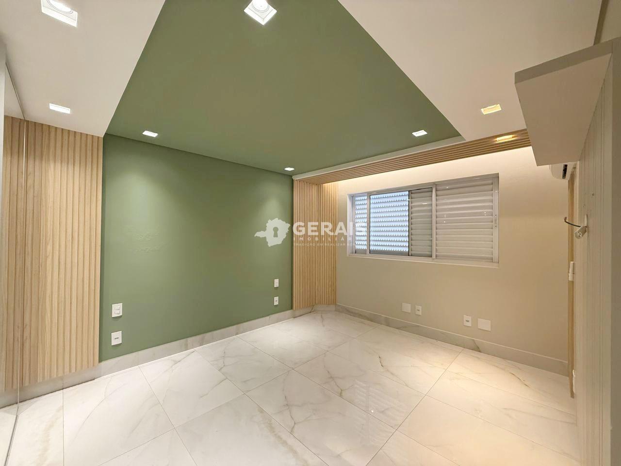 Apto Cobertura Triplex à venda no CENTRO: 05- QUARTO 01