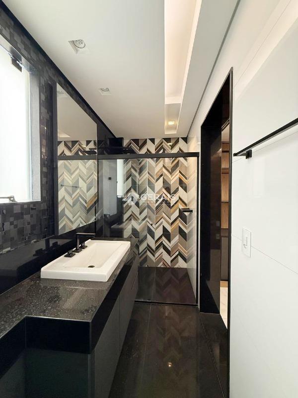 Apto Cobertura Triplex à venda no CENTRO: 09- BANHO SUÍTE 01