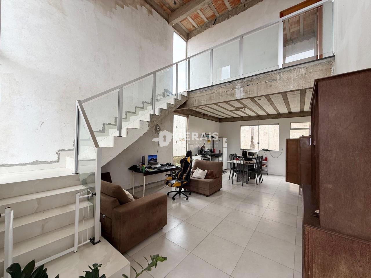 Casa à venda no SANTOS DUMONT: 03- SALA