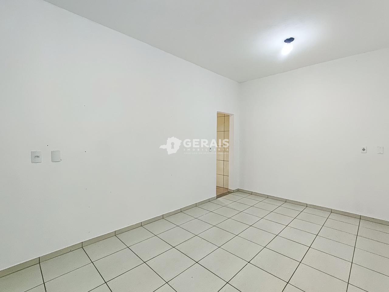 Casa à venda no SÃO ROQUE: 03 - SALA