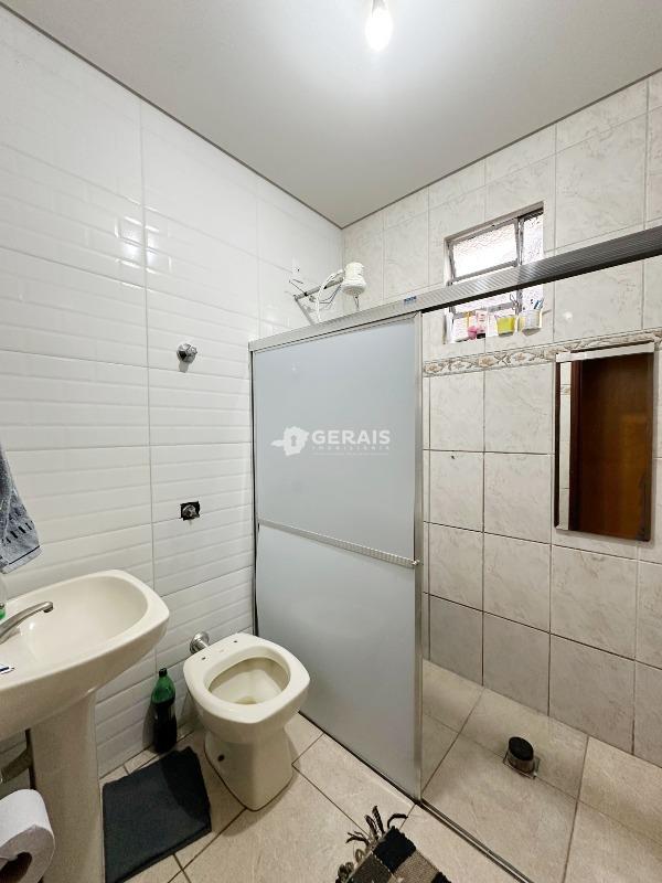 Casa à venda no HALIN SOUKI: 08- BANHO SOCIAL