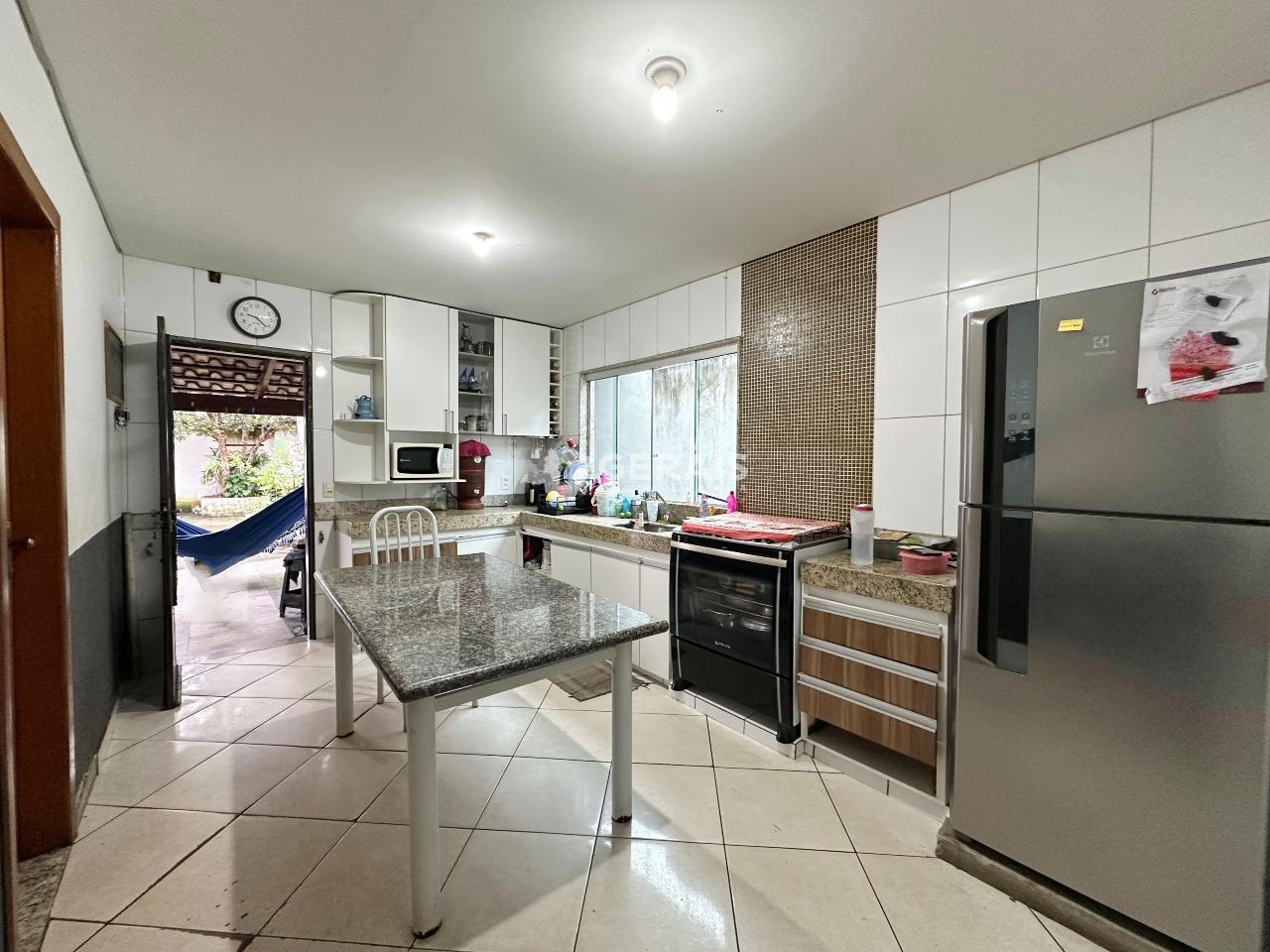 Casa à venda no HALIN SOUKI: 04- COZINHA