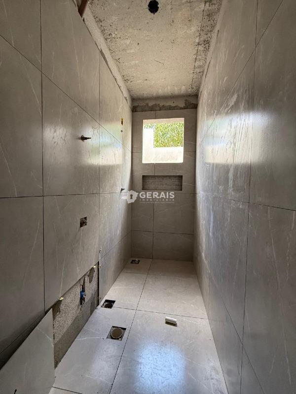 Casa à venda no JARDINOPOLIS: 08 - BANHO SUÍTE