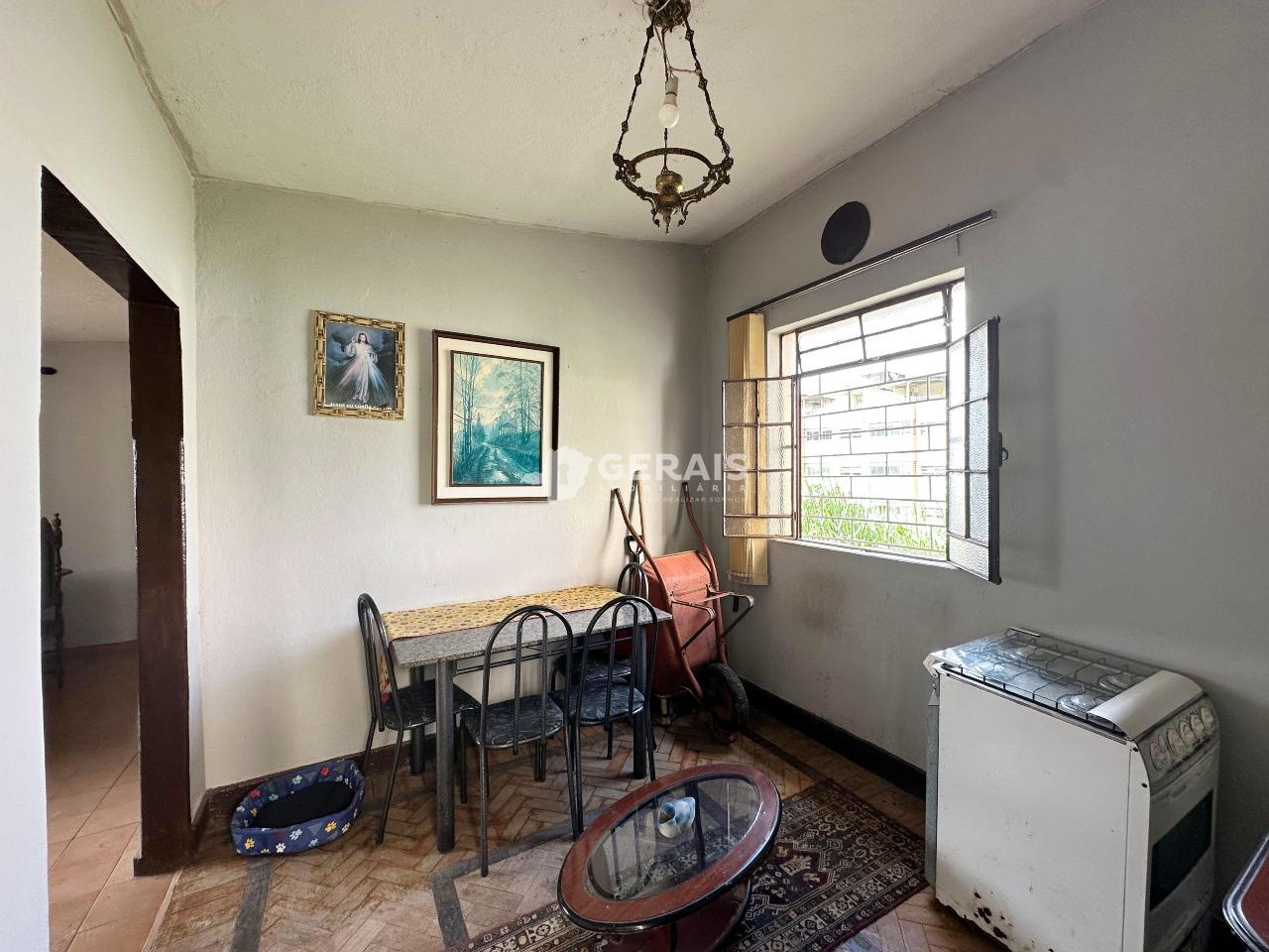 Casa à venda no CENTRO: 04- COPA