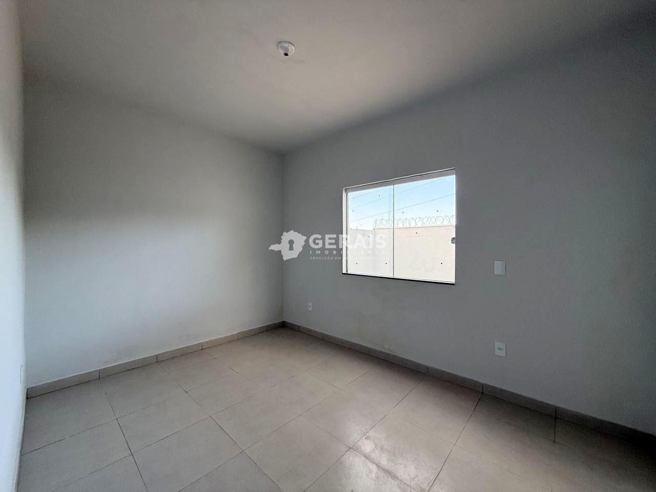 Casa à venda no SANTOS DUMONT: 07 - QUARTO 02