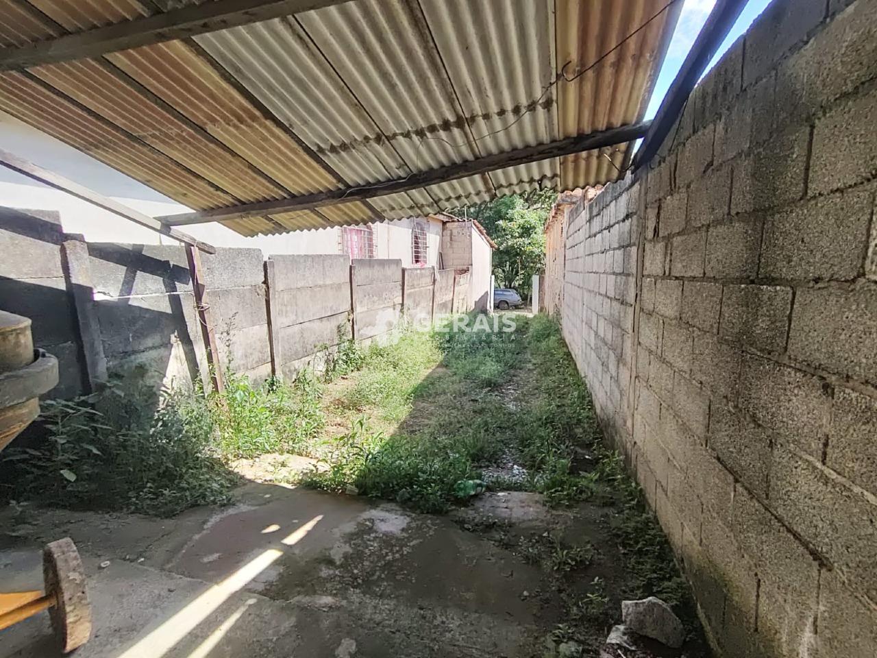 Casa para aluguel no TIETE: 07 - GARAGEM