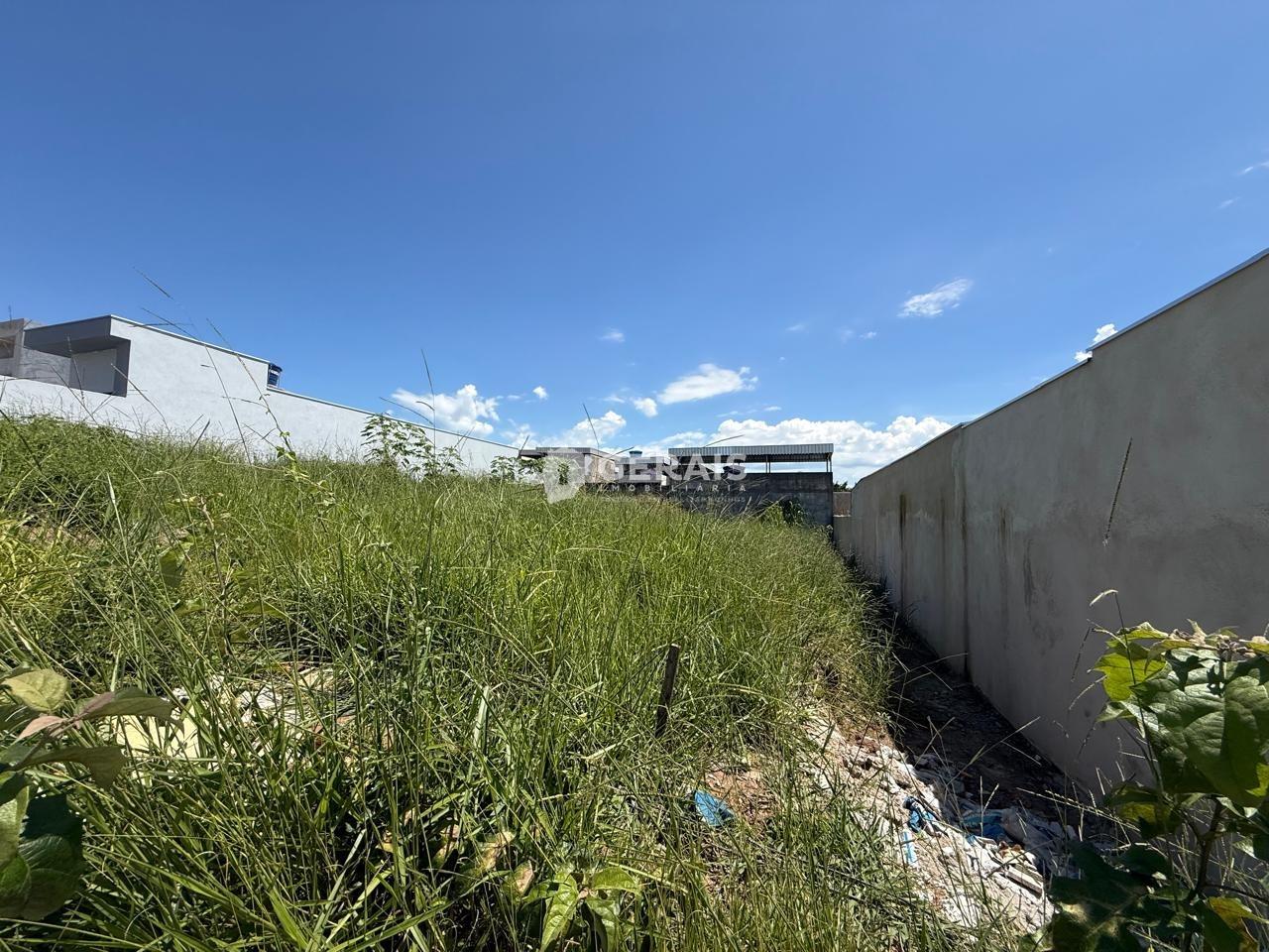 Lote à venda no ORION: 02- LOTE