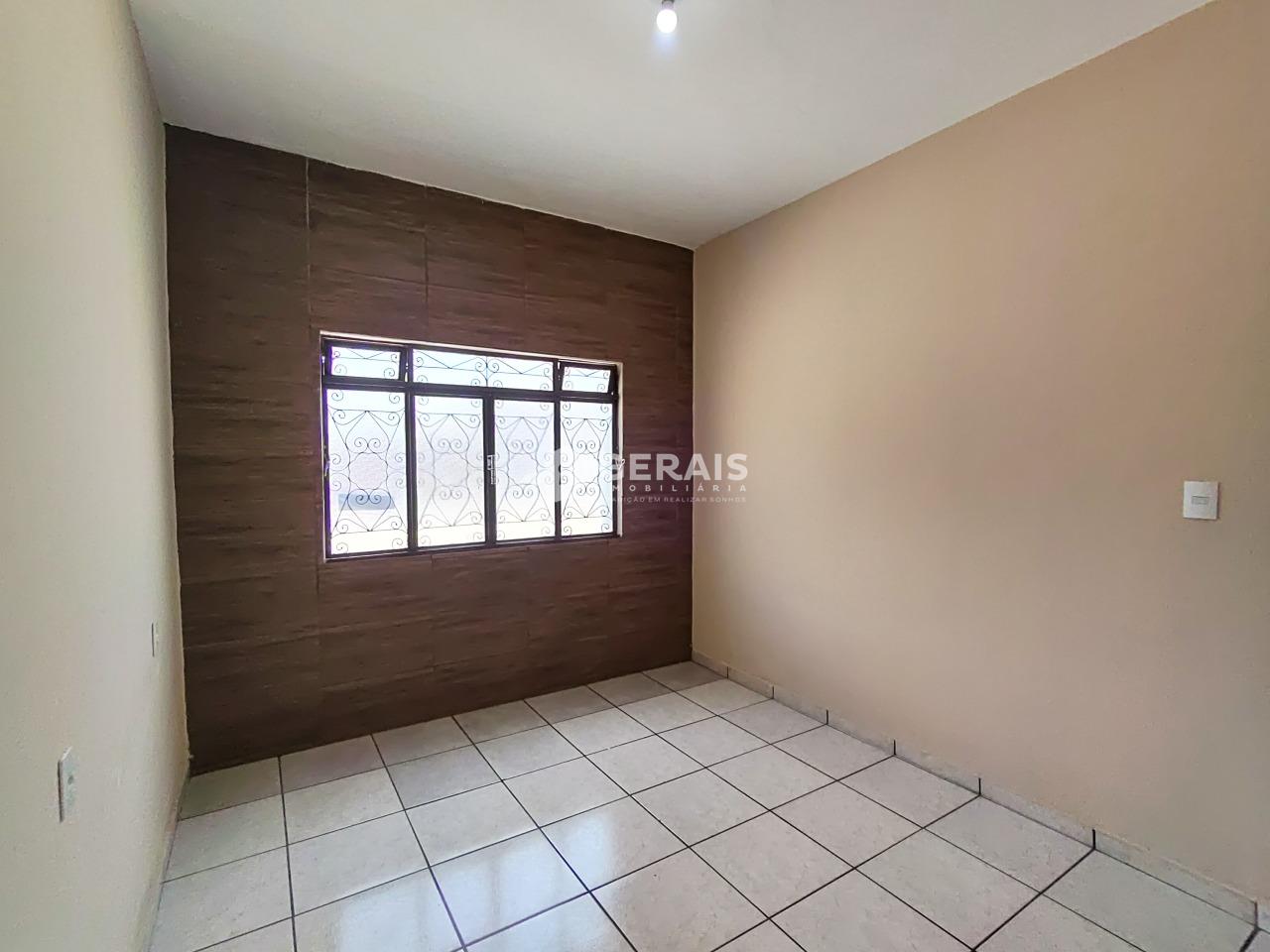 Casa para aluguel no FRANCISCO MACHADO FILHO: 06 - QUARTO 03