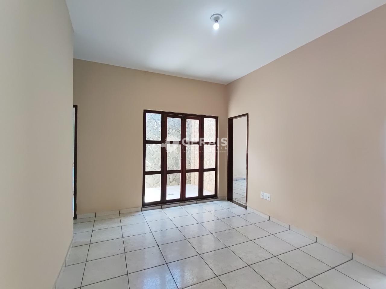 Casa para aluguel no FRANCISCO MACHADO FILHO: 03 - SALA