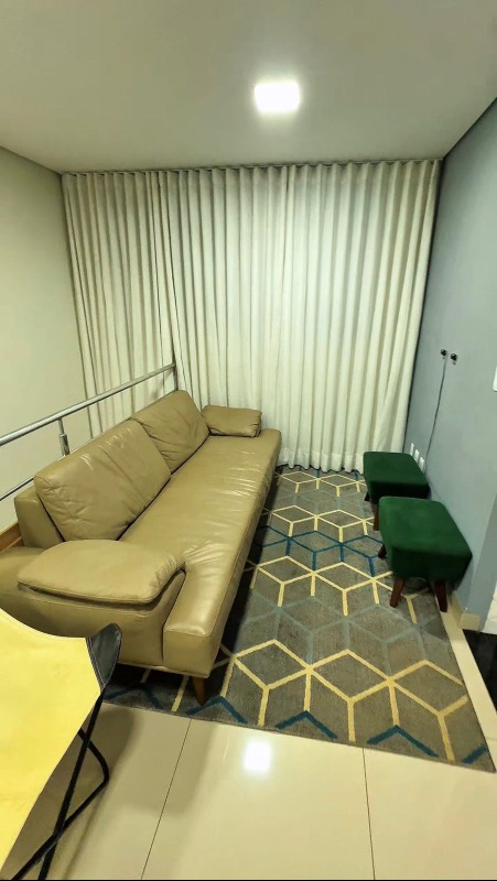 Cobertura à venda no Candelária: SALA 1