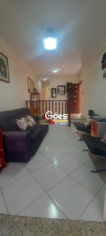 Sobrado à venda em Vila Assis Brasil: 