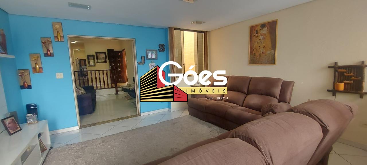 Sobrado à venda em Vila Assis Brasil: 