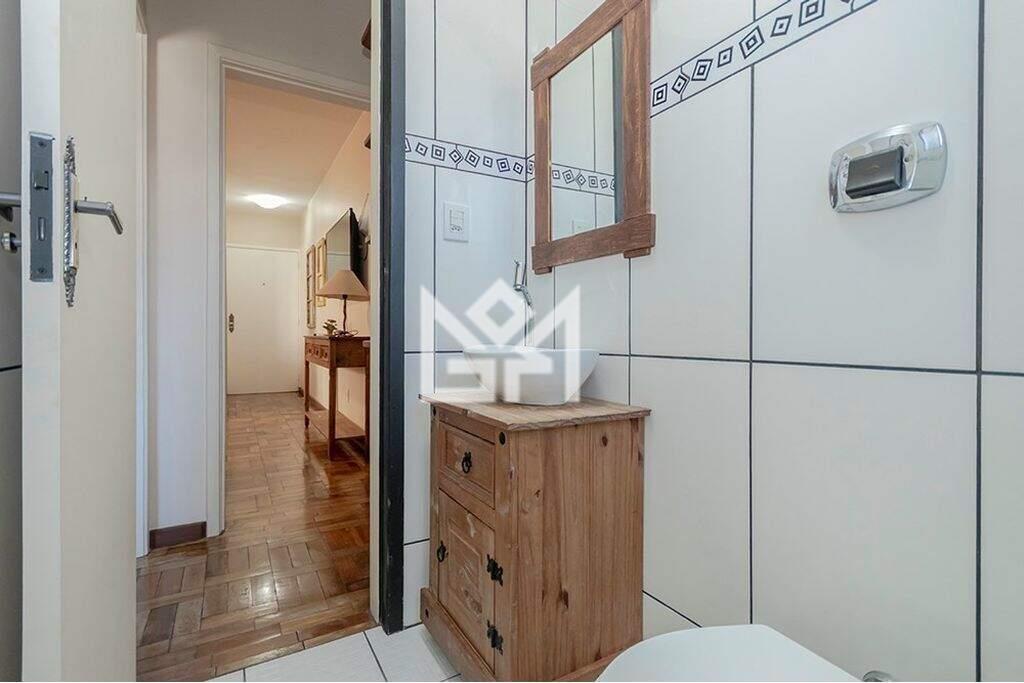 Apartamento com 1 quarto à venda, 41m² - Medianeira - Porto Alegre: 