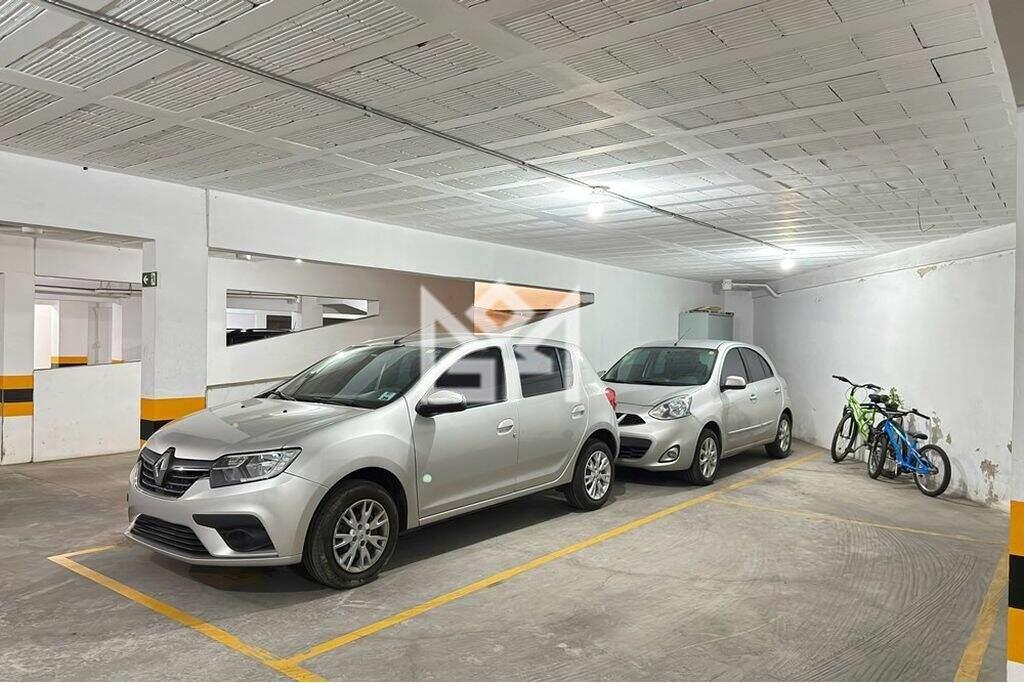 Apartamento com 2 quartos à venda, 70m² - Menino Deus - Porto Alegre: 