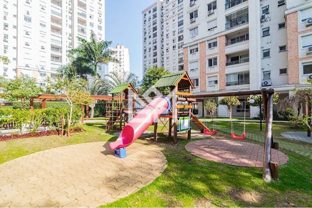 Apartamento com 3 quartos à venda, 106m² - Passo Da Areia - Porto Alegre: 