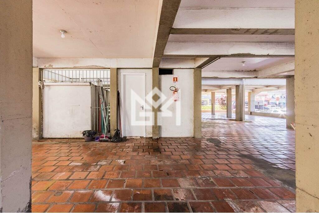 Apartamento com 3 quartos à venda, 80m² - Vila Ipiranga - Porto Alegre: 